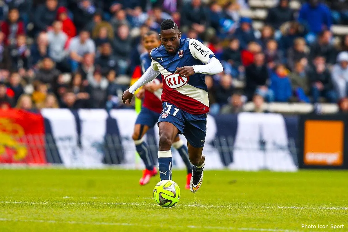 chantome a dope un joueur en signant a bordeaux iconsport blo 150215 09 02104533