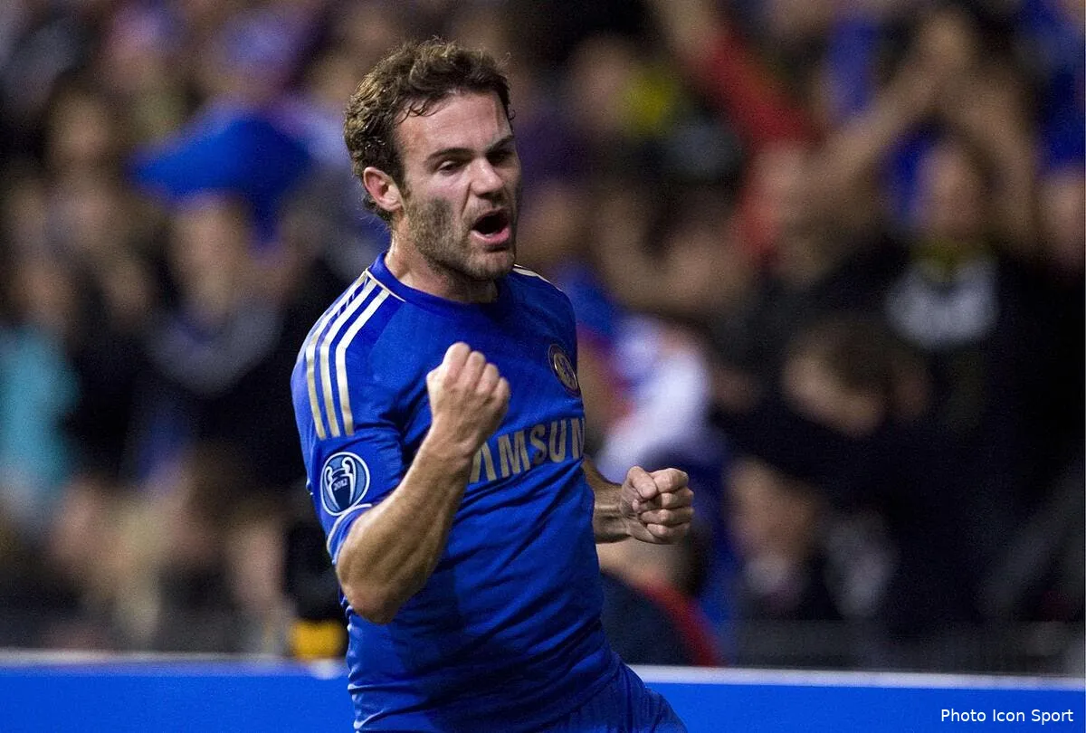 chelsea affirme son statut de leader face a tottenham iconsport pho 021012 88 0741189