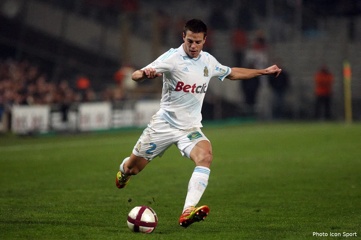 chelsea passe a l offensive sur azpilicueta iconsport guy 101211 38 1229456