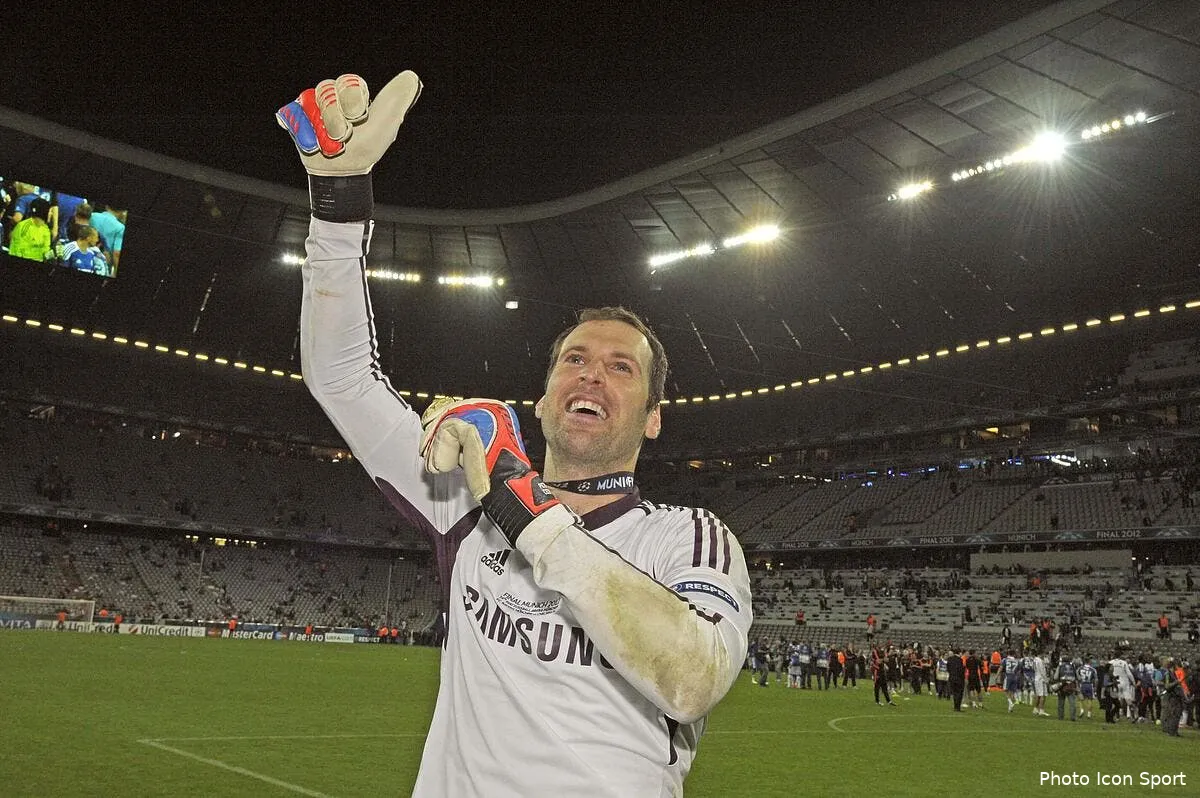 chelsea prolonge cech de quatre ans iconsport mis 190512 74 7735576