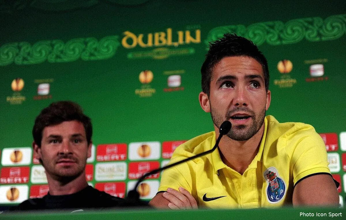 chelsea veut moutinho pour remplacer essien iconsport spo 170511 78 1621811