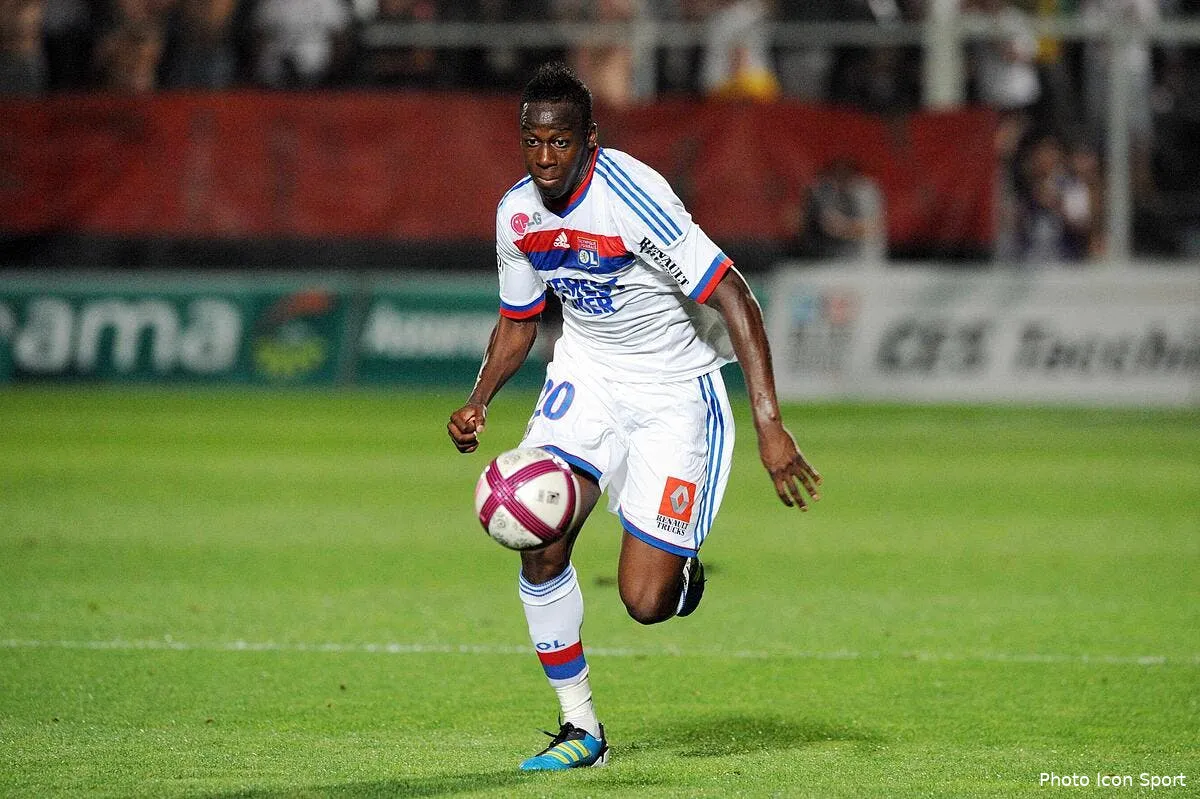 cissokho attendu lundi a newcastle iconsport jpt 060811 06 0223876