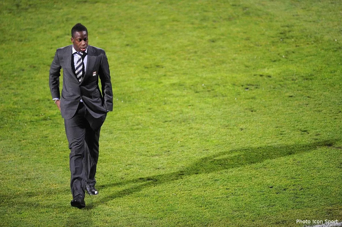 cissokho est en vente dans les rayons de l ol iconsport jpt 071210 03 8121856