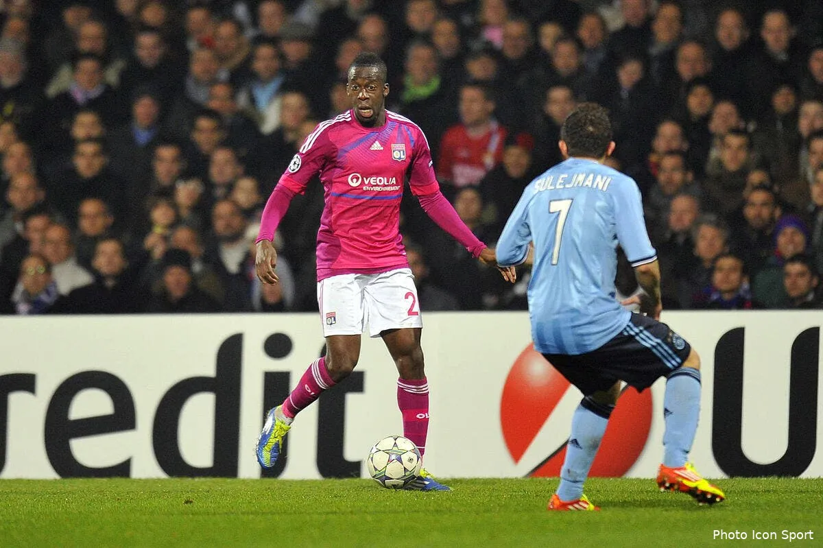 cissokho se rapproche de la juventus car l ol doit vendre iconsport noe 221111 06 1830315