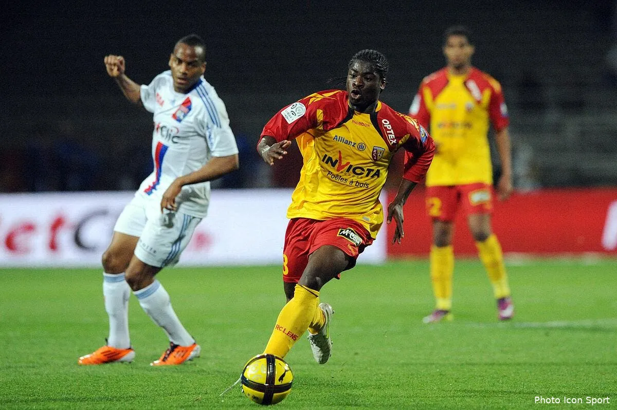 city accelere dans le dossier aurier iconsport jpt 100411 001 5819690