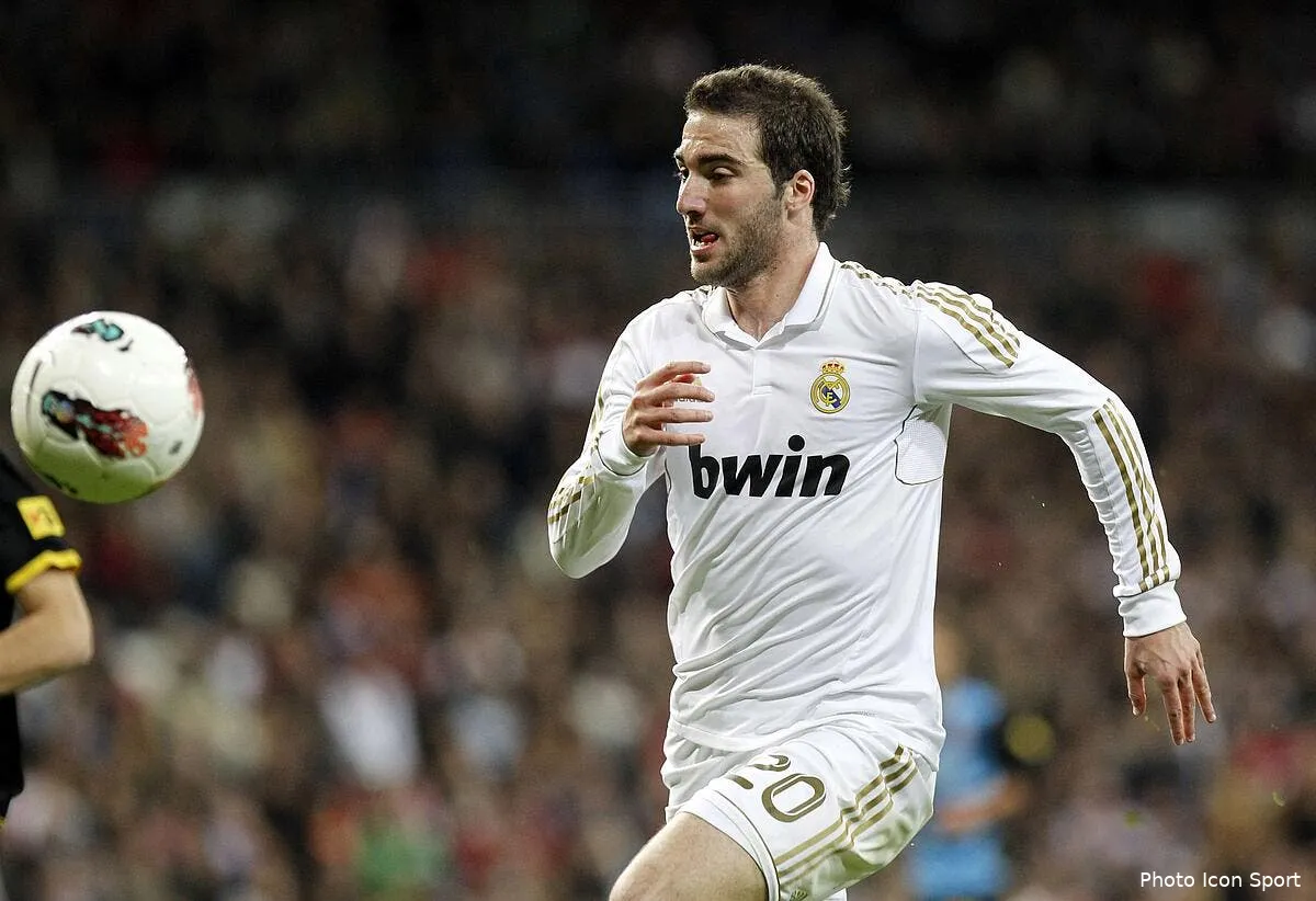 city avance plus vite que le psg sur gonzalo higuain iconsport alf 040312 201 3232648