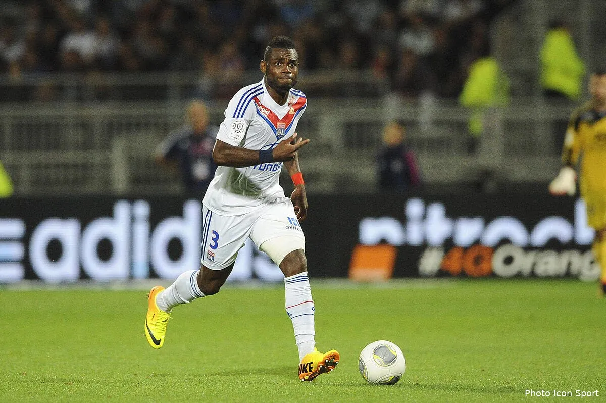 claquer une bise a nicollin bedimo ne dit pas non iconsport jpt 280913 10 3566939