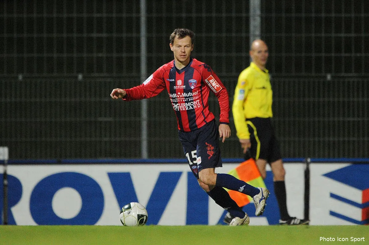 clermont tombe de haut monaco rate le coche iconsport jpt 291010 101 4428719