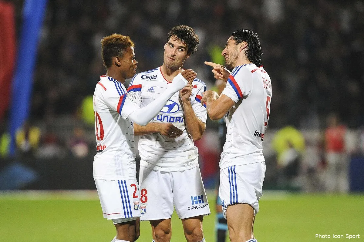 clinton njie se veut buteur mais aussi passeur a l ol iconsport jpt 261014 09 4095585