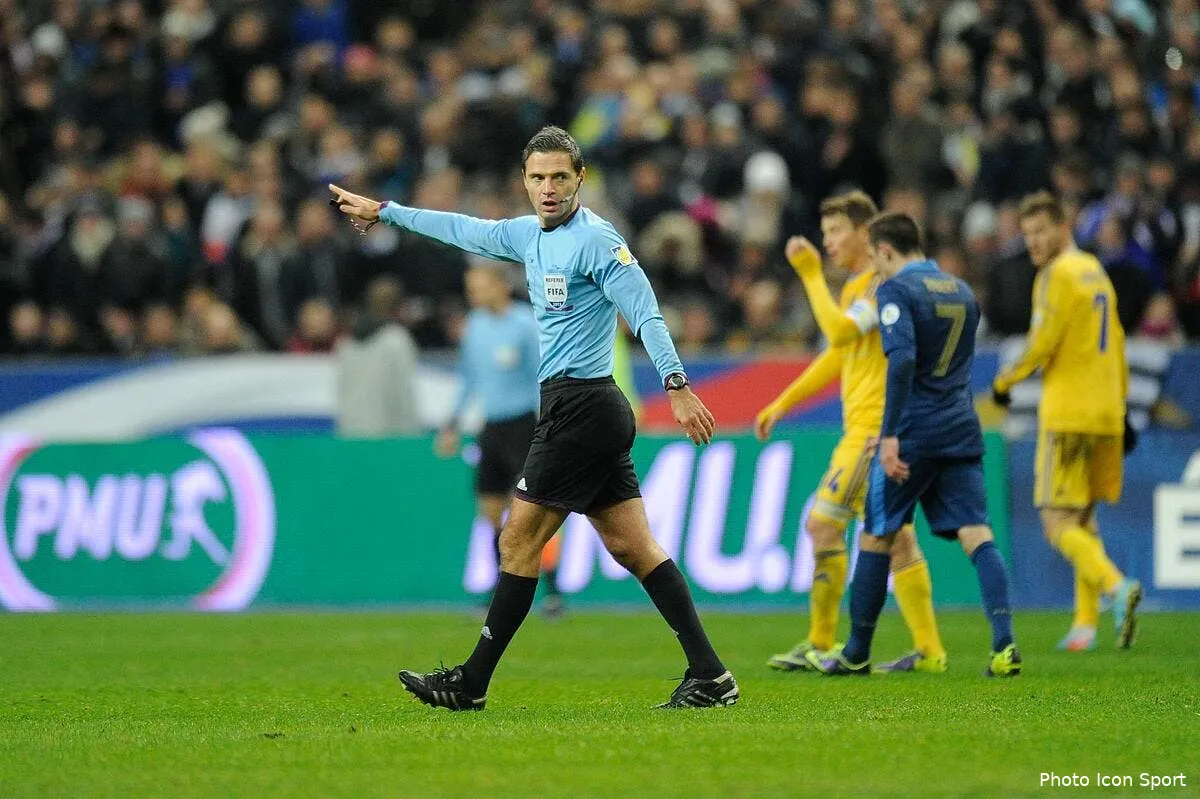comment peut on mettre un arbitre slovene s indigne valence iconsport noe 191113 78 4781581