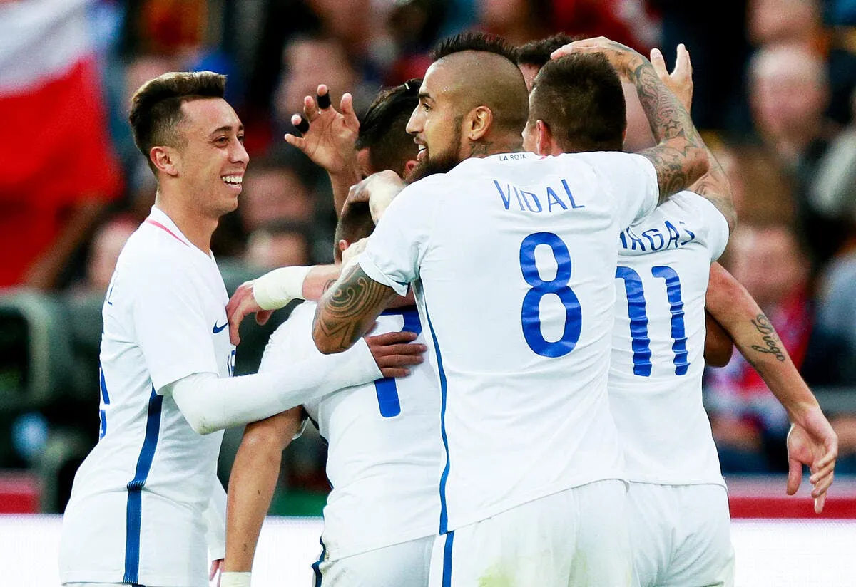 confed cup cameroun chili 0 2 iconsport icon spu 090617 56 08183641