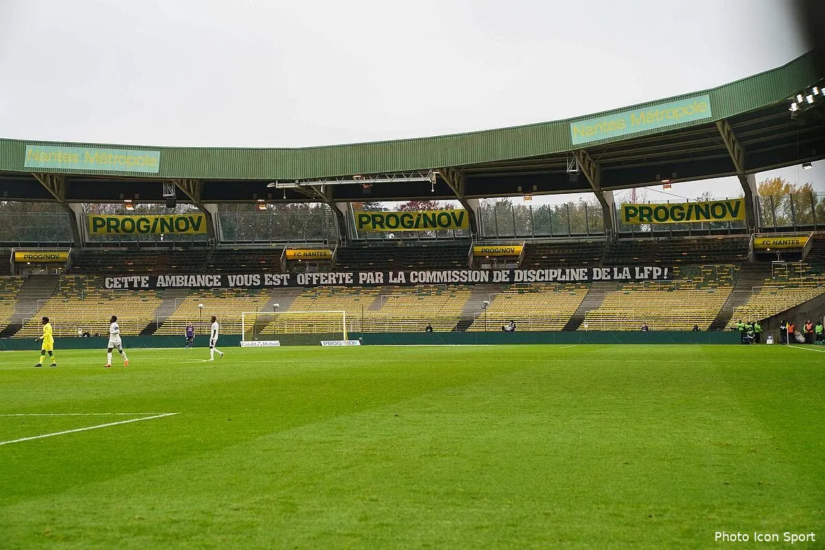 coronavirus les clubs de ligue 1 stoppent la vente des tickets icon lem 011219 08 51280399