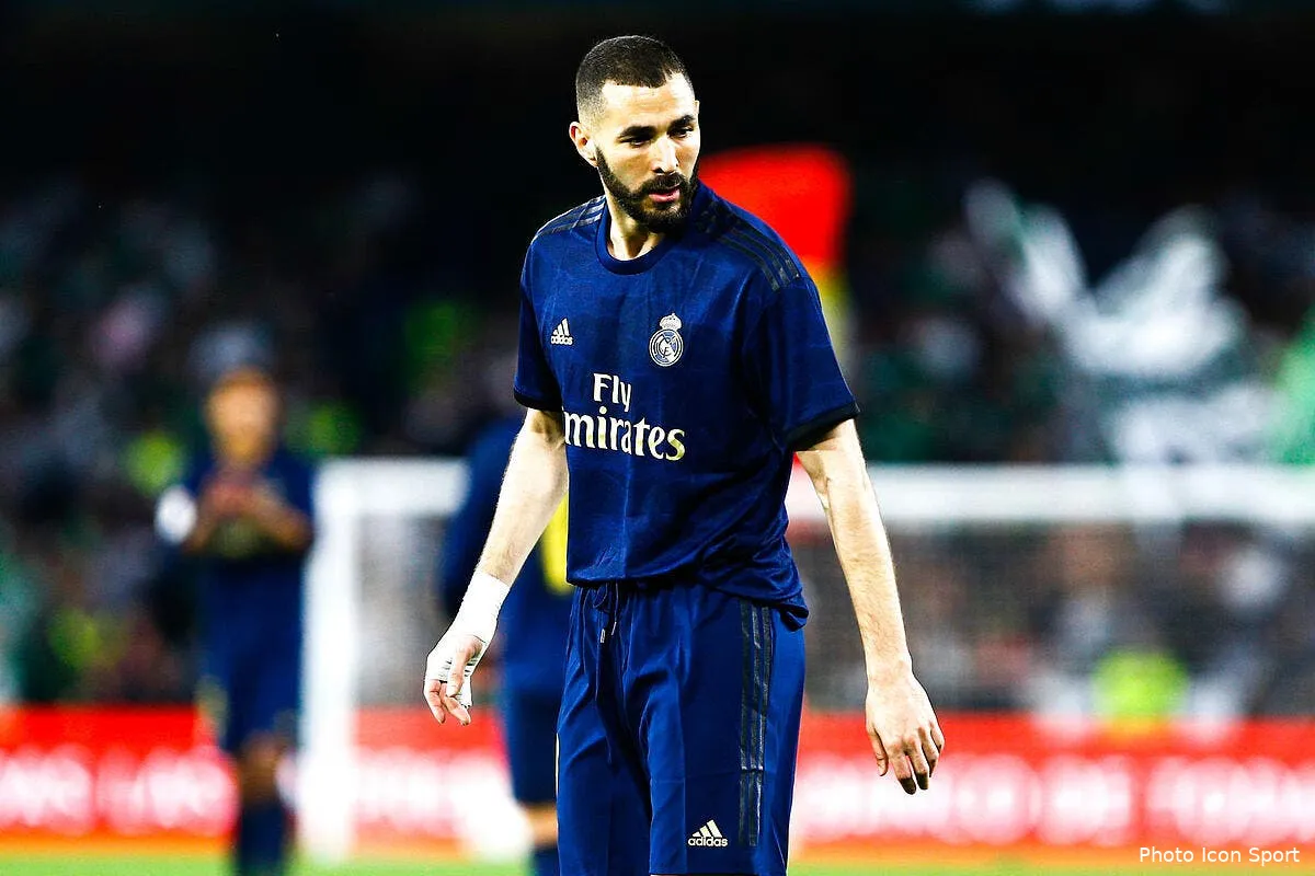 coronavirus saoule par la quarantaine benzema veut jouer au foot icon u4w9459280767