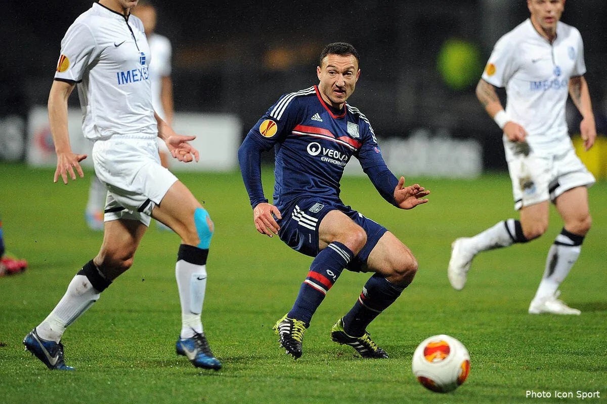 coup de theatre made in ol et prolongation pour malbranque iconsport jpt 270214 62 10284051