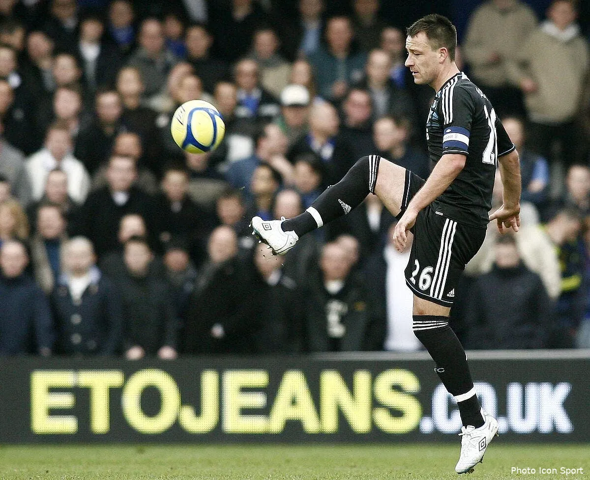 coup dur pour chelsea terry absent deux mois iconsport cam 280112 33 0431441