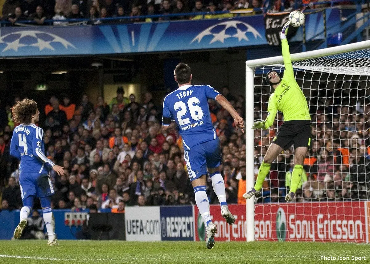 coupet souhaite bonne chance au psg pour mettre un but a chelsea iconsport acp 061211 22 2779337