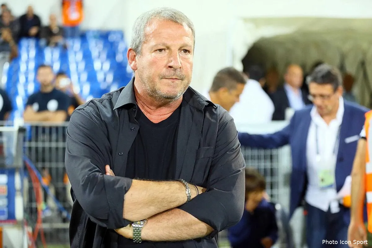 courbis hospitalise apres un malaise cardiaque iconsport guy 270914 26 47093429