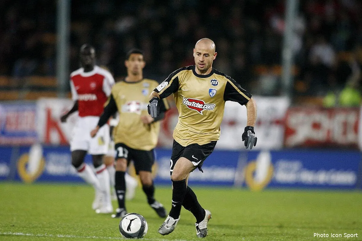 courtois debarque a chivas usa iconsport per 171009 105 2622841