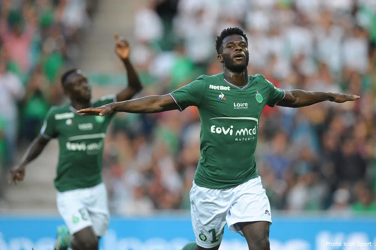 cpe fr l asse retrouve le sourire lorient surprend angers iconsport icon fer 190817 10 03205671