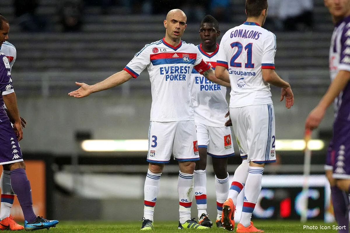 cris a toulouse son agent calme les rumeurs iconsport blo 180412 05 8660079