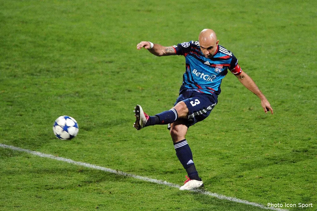 cris previent l ol sur le cas andre avant lyon bordeaux 66421 14851