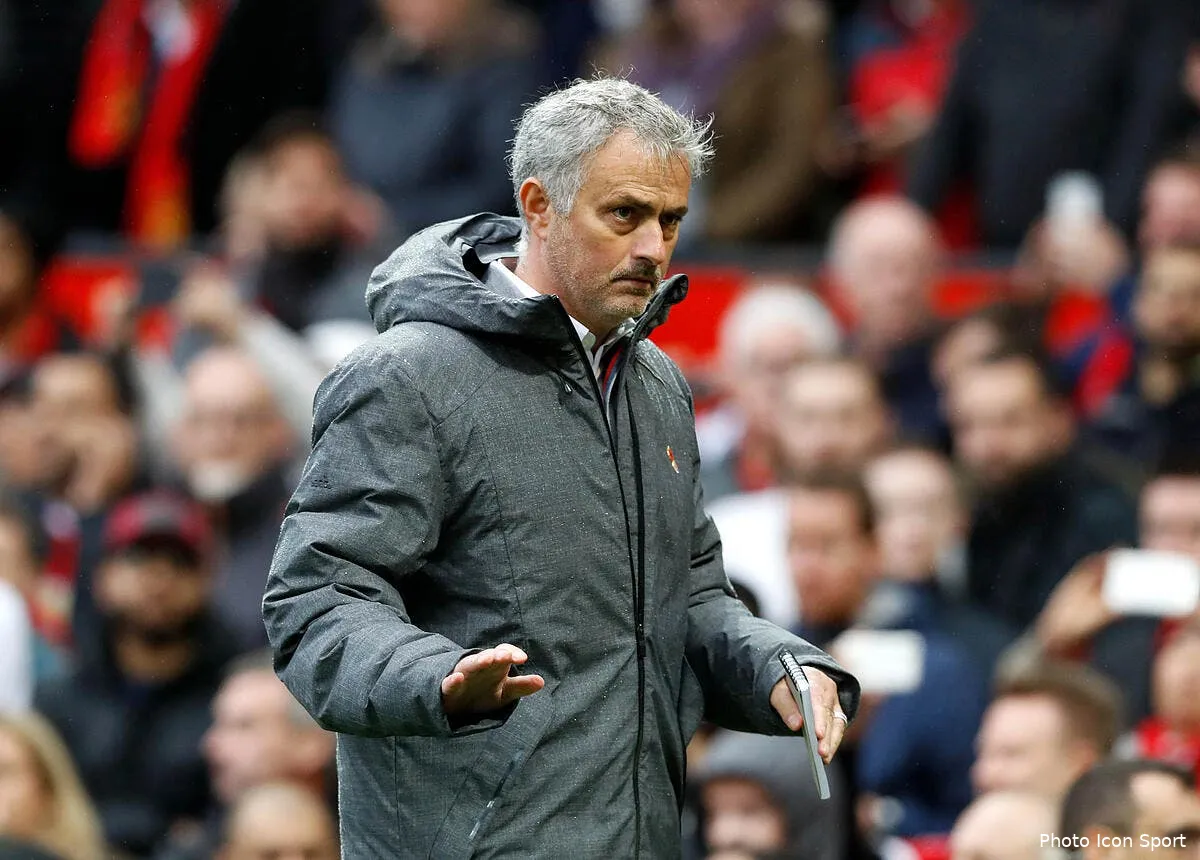 cristiano ronaldo a man united mourinho donne sa reponse mourinho 22219153