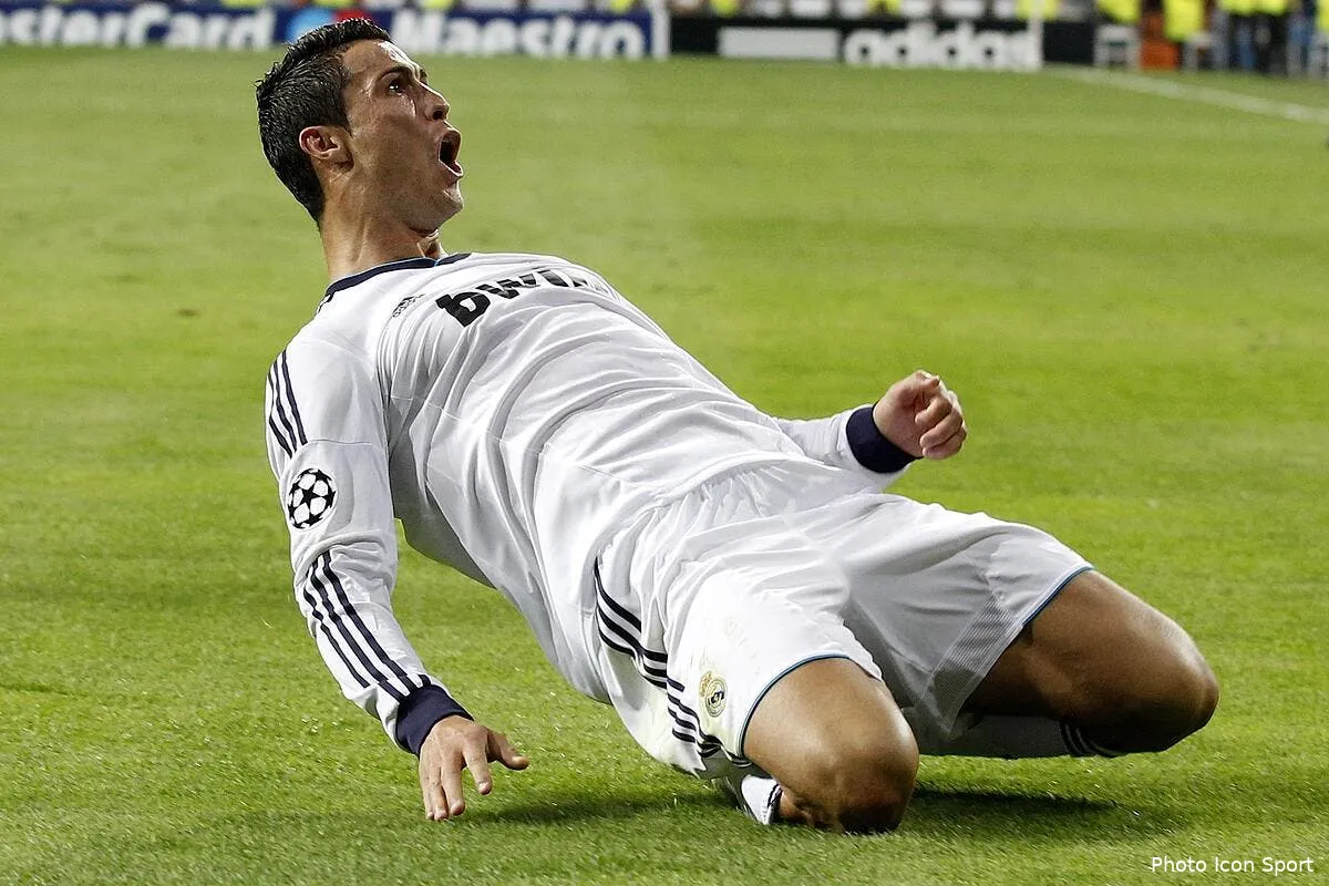 cristiano ronaldo a un enorme ego et c est normal pour wenger iconsport mar 180912 08 1940223