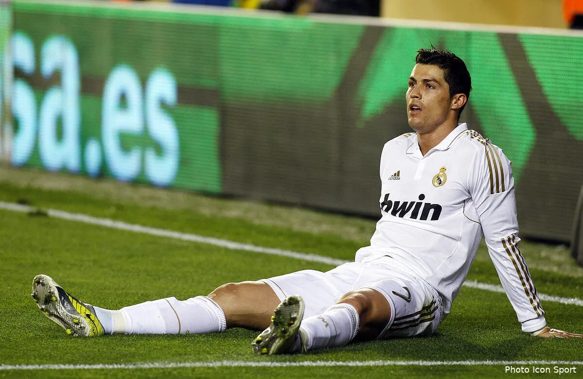 cristiano ronaldo c etait le pleurnichard confie sa maman iconsport lof 210312 05 0633119