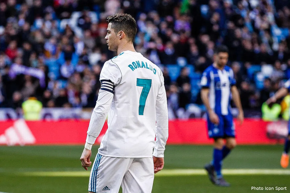 cristiano ronaldo est le meilleur car messi n est pas humain icon sfp 240218 93 25211371