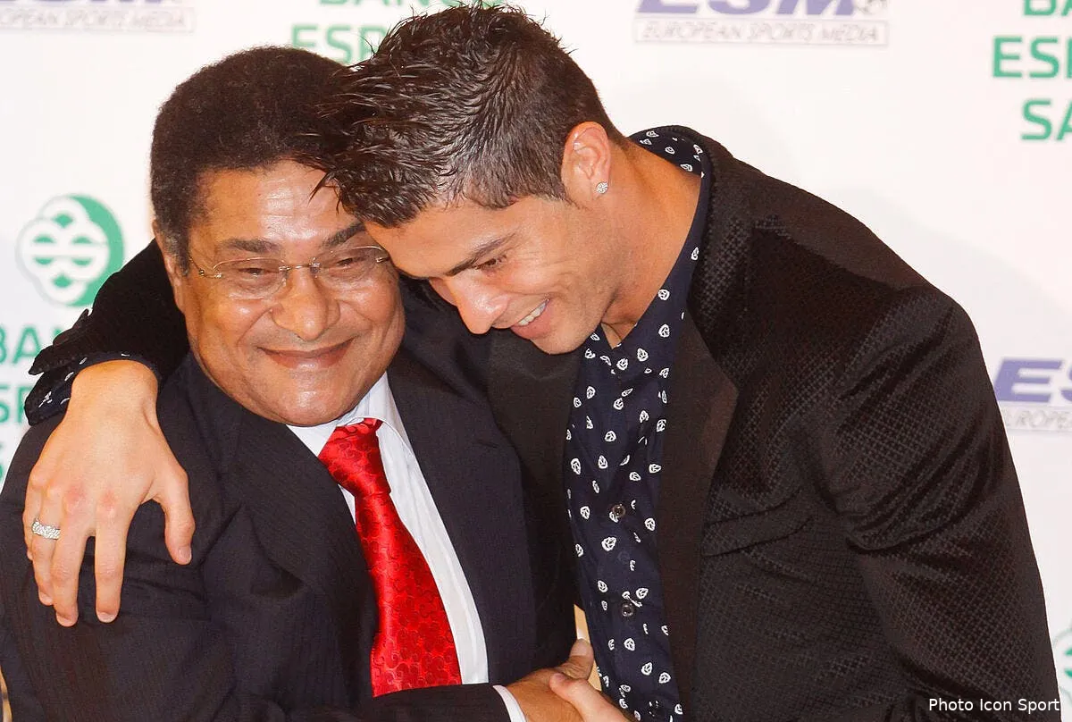 cristiano ronaldo et luis figo rendent hommage a eusebio eusebio cristiano ronaldo73415