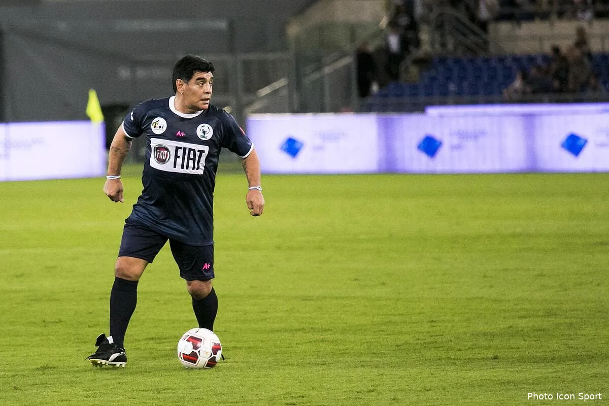 cristiano ronaldo et messi oublies par maradona iconsport vis 010914 11 06101035