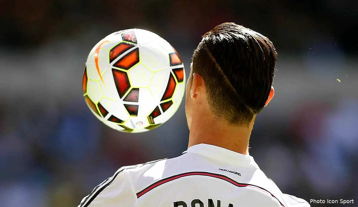 cristiano ronaldo meme les banques se l arrachent iconsport mar 050415 21 12108933