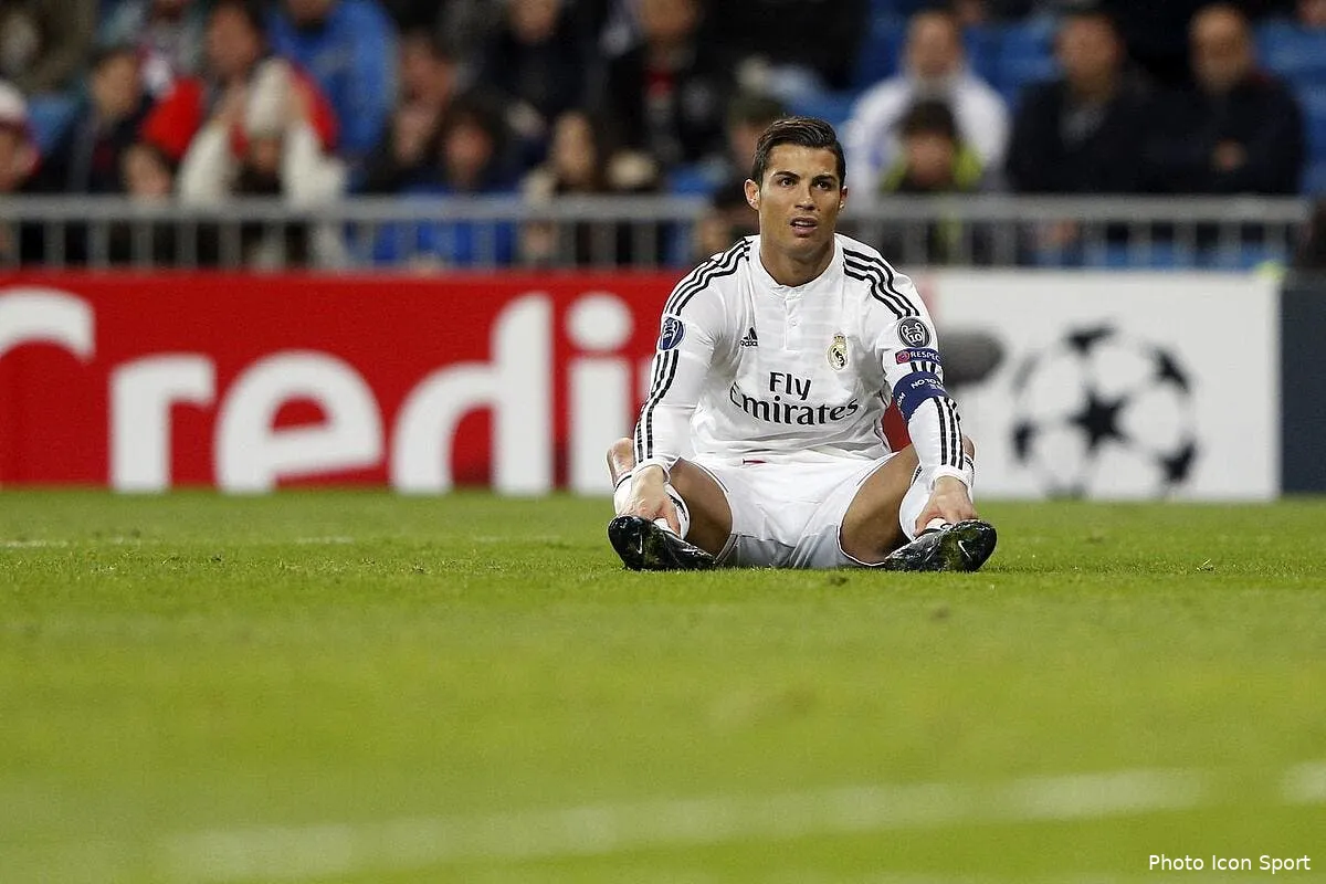 cristiano ronaldo met un vent monstrueux a platini iconsport shot 091214 01 05 199799