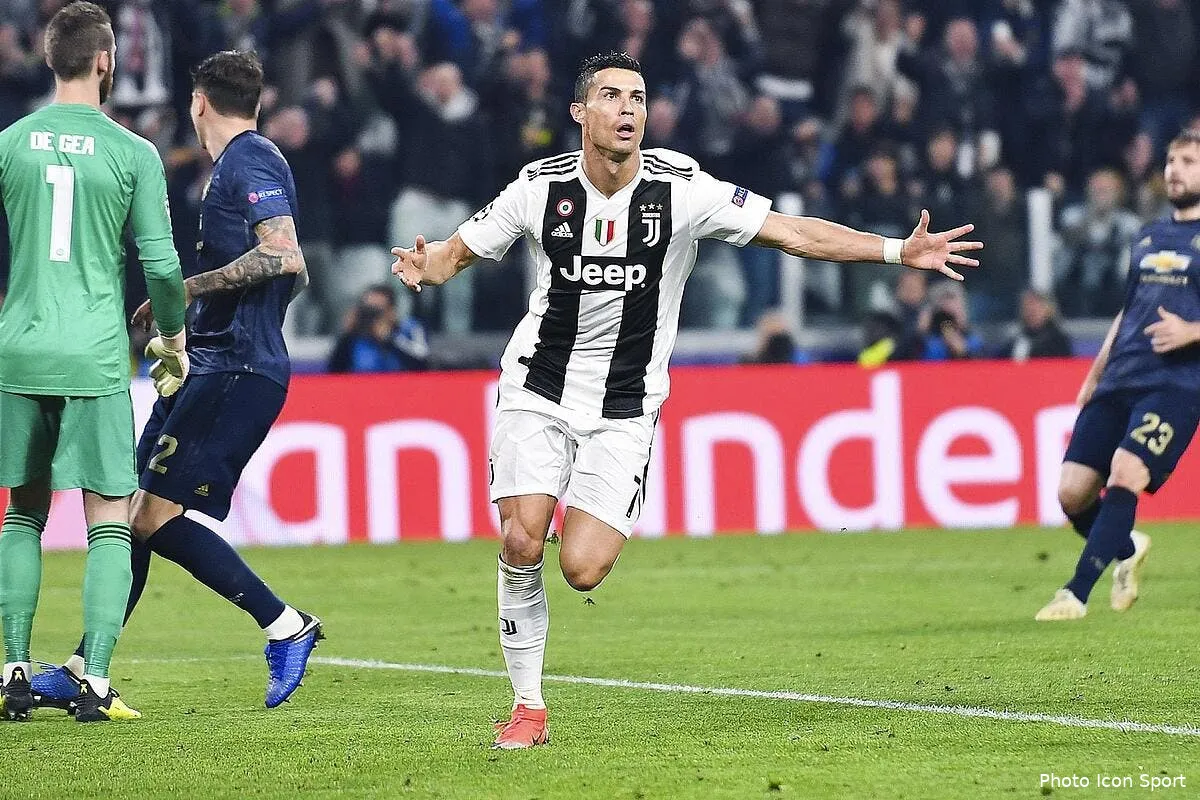 cristiano ronaldo n est rien sans les autres le gros tacle signe roberto carlos icon ans 071118 08 09235949