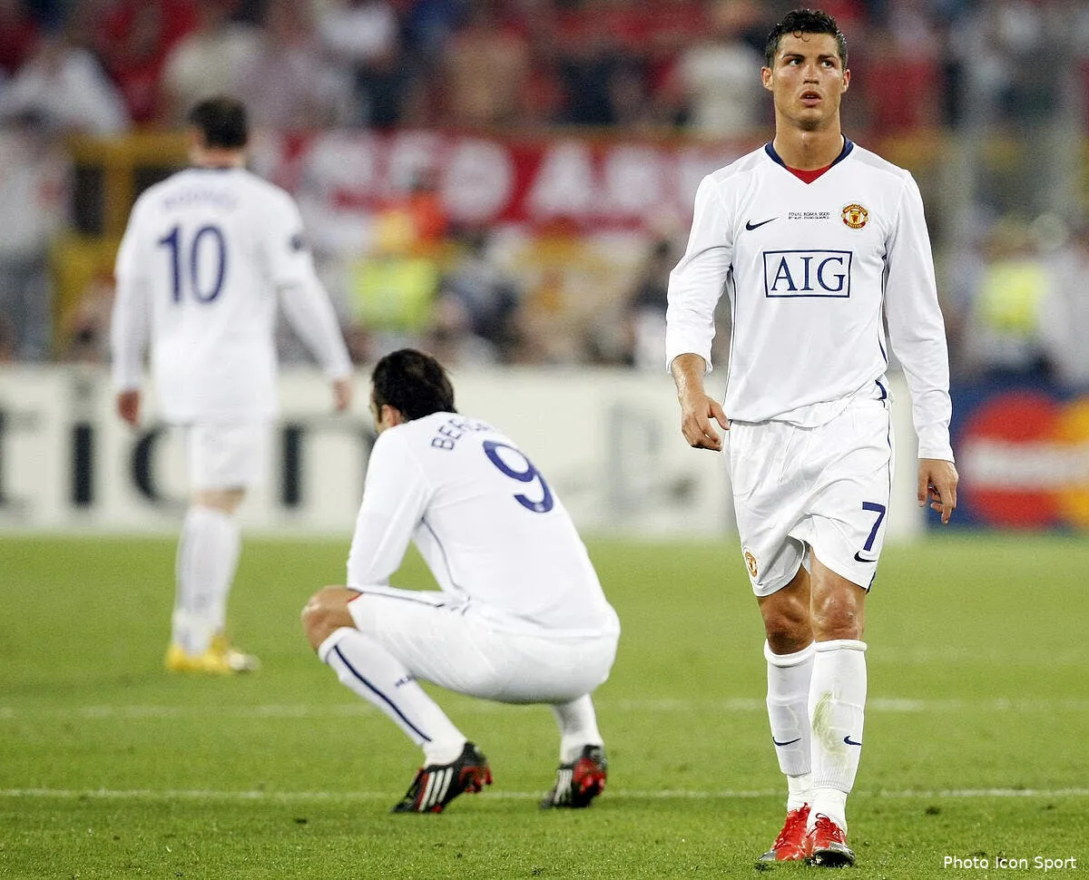 cristiano ronaldo ne va pas a la guerre face a manchester united iconsport pho 270509 44 0849251