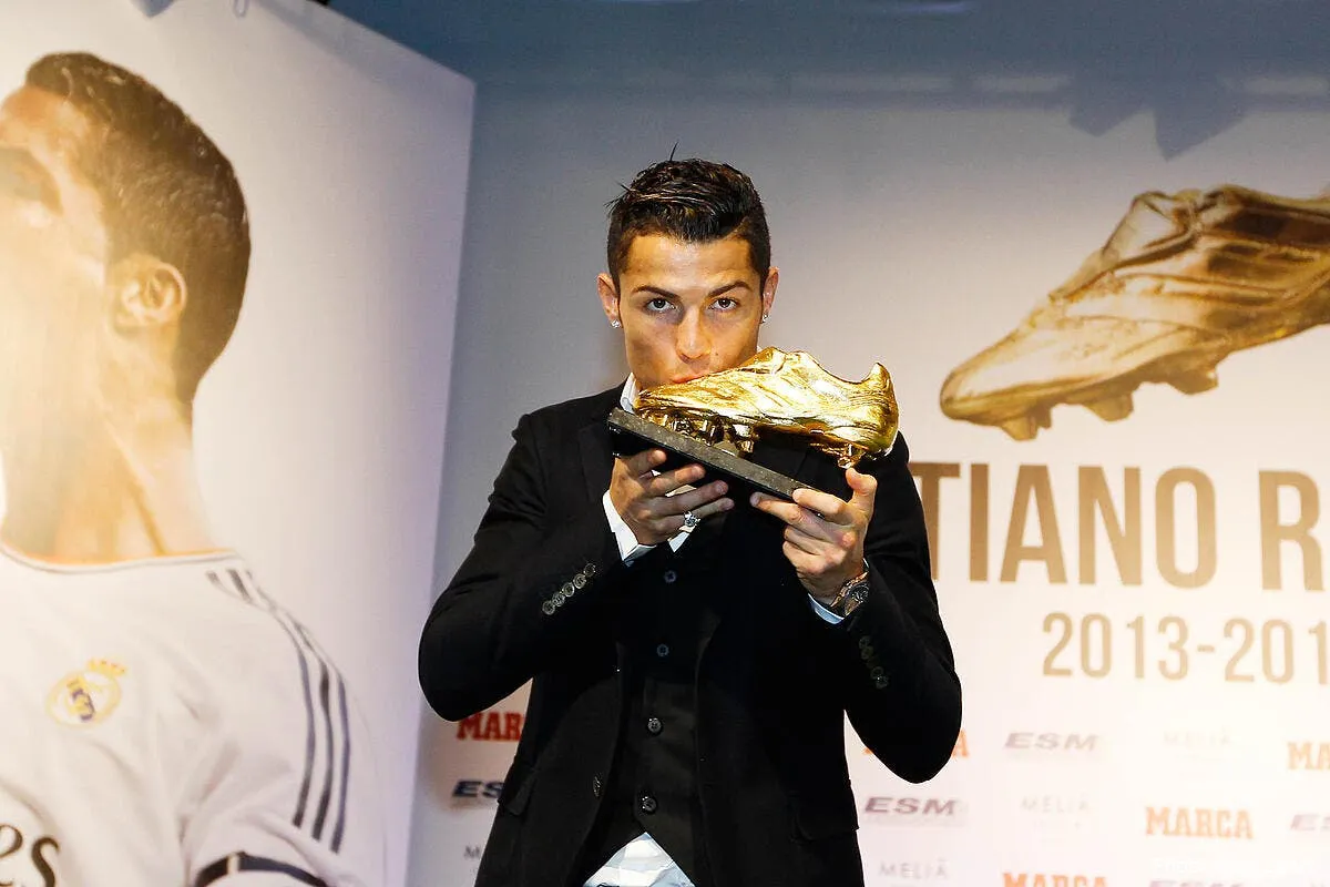 cristiano ronaldo offre un cadeau a 7000 euros a ses coequipiers iconsport mar 051114 08 0499069