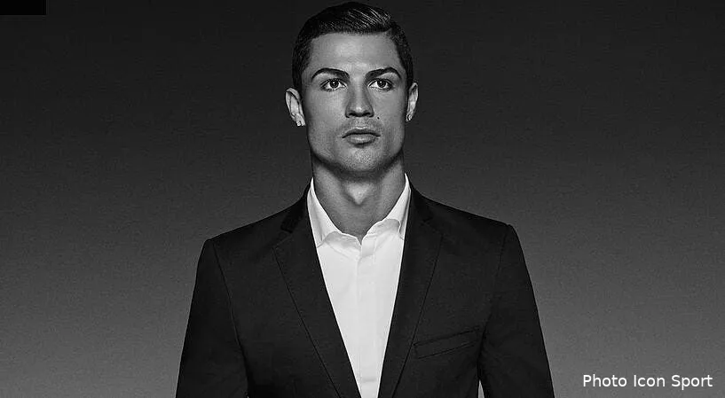 cristiano ronaldo pret a laisser sa chemise dans la mode cristiano ronaldo86881