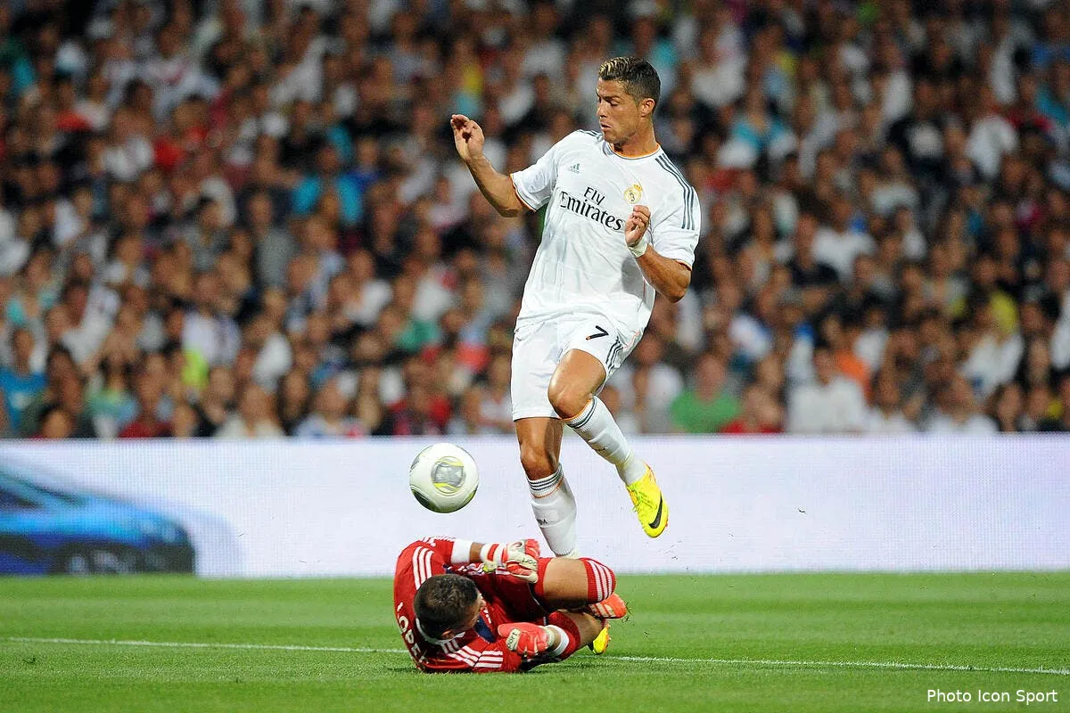 cristiano ronaldo recoit une offre en or massif du real madrid iconsport jpt 240713 08 0462199