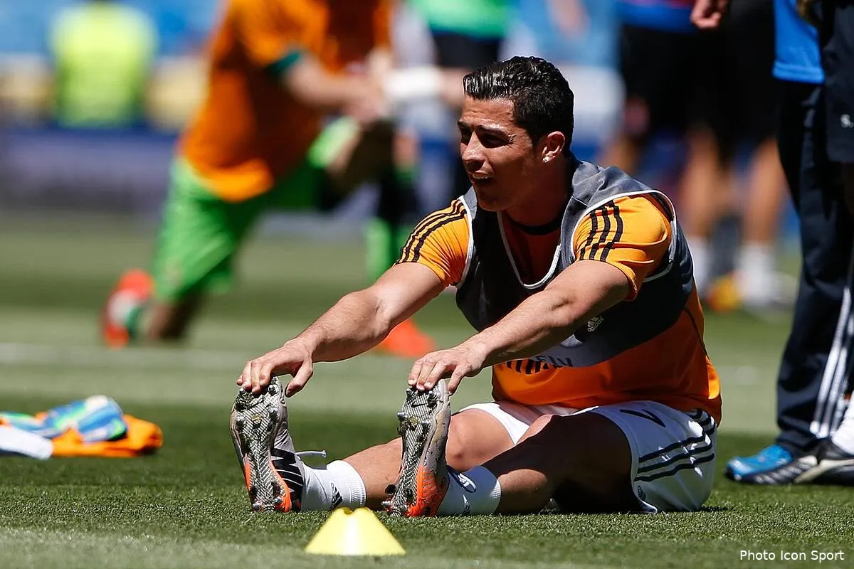 cristiano ronaldo se plaint du calendrier avant real barca iconsport lof 170514 08 1595057