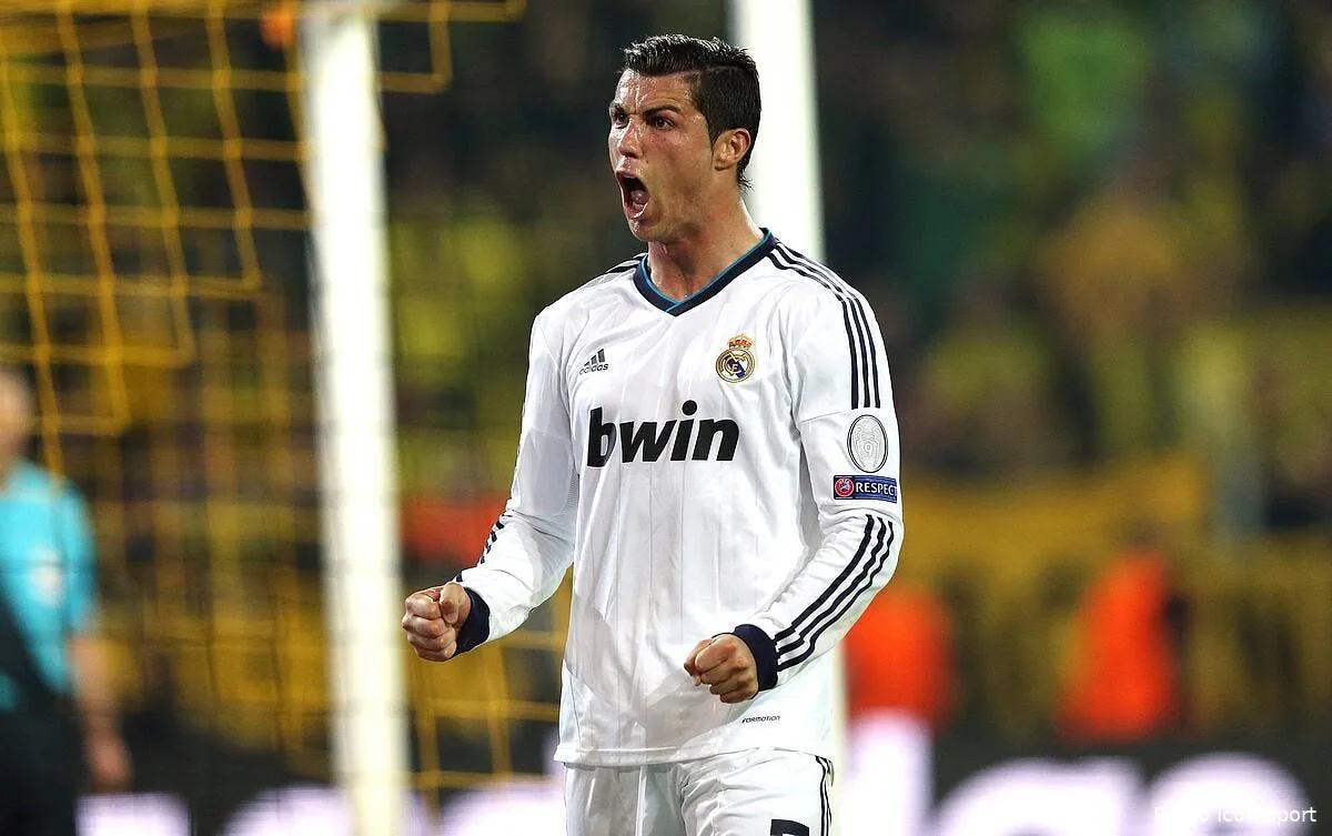 cristiano ronaldo une ahurissante clause a 1 milliard d euros iconsport fir 240413 03 0462829