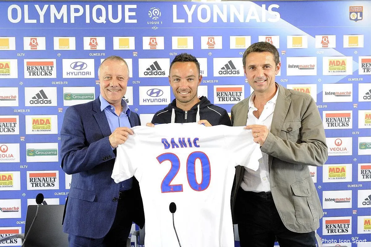 danic annonce qu il ne quittera pas l ol au mercato iconsport jpt 270613 47 0175203