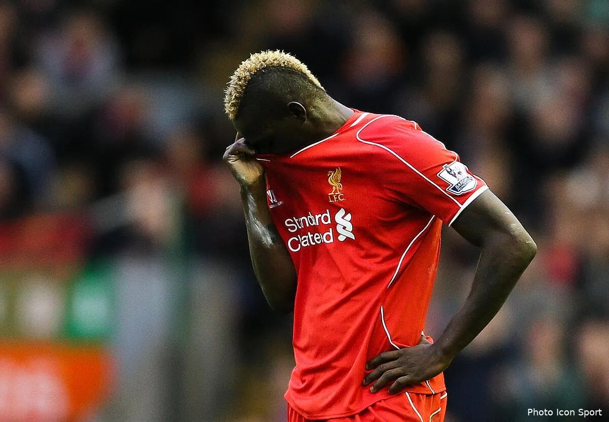 dans le trou balotelli recoit des conseils en or iconsport spi 251014 08 38 195487