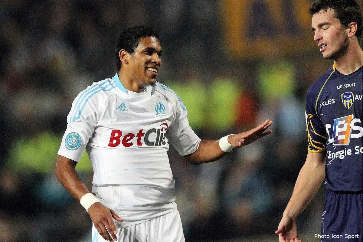 dassier choque par le retour de brandao a l om iconsport dur 050211 05 09 129899