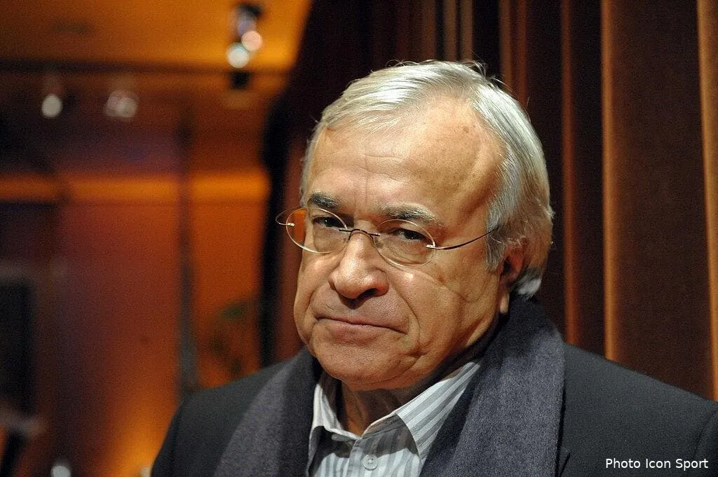 dassier conteste le calendrier et ironise sur aulas 69688 17650