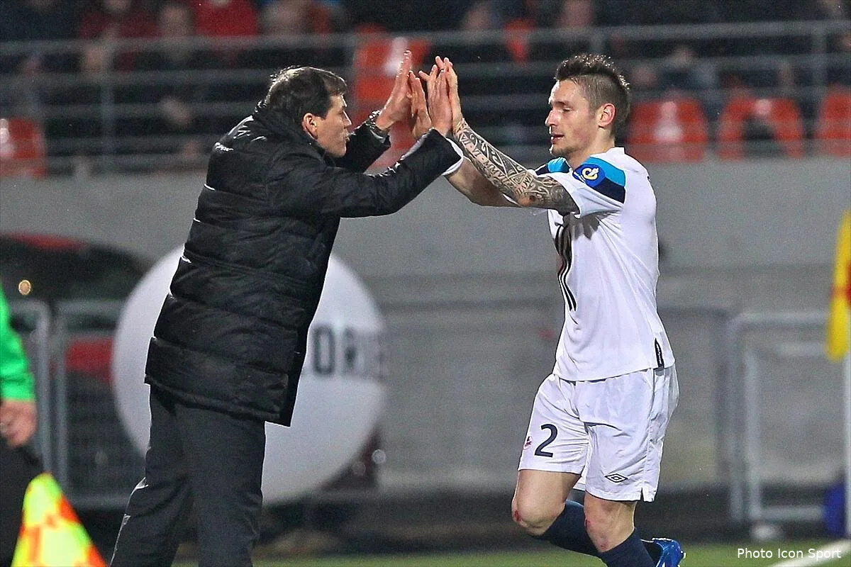 debuchy digere mal le refus de lille de le vendre au mercato iconsport trv 180212 08 1038080