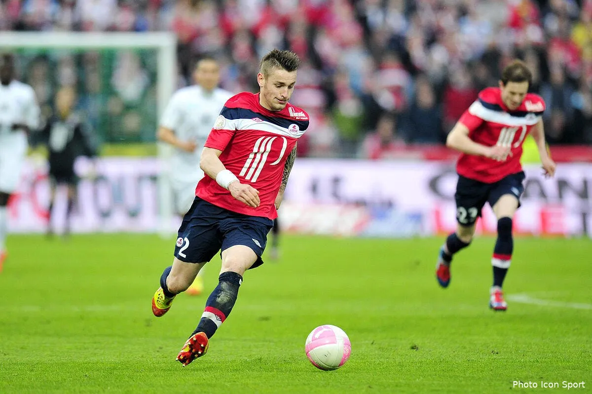 debuchy ne veut plus rester a lille et entame un bras de fer iconsport noe 070512 06 0437411