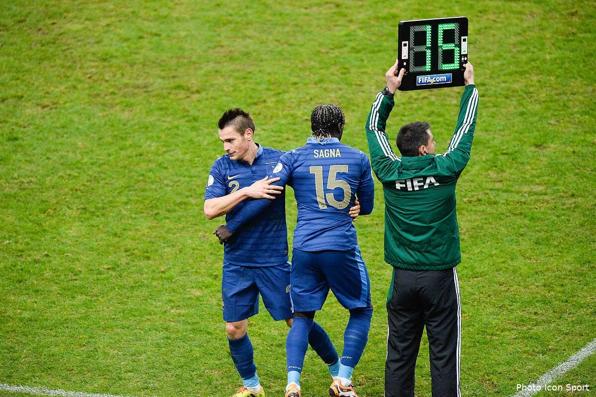 debuchy ou sagna deschamps a fait son choix iconsport por 191113 08 4783897