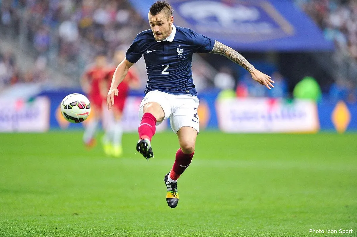 debuchy voit la france au sommet de l europe en 2016 iconsport meu 040914 08 6297047