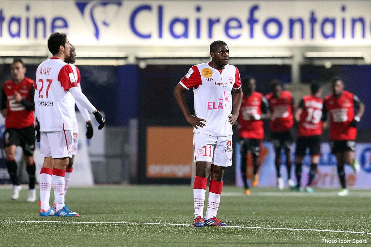 debut de bagarre dans les vestiaires a nancy iconsport mrv 091112 22 5642713