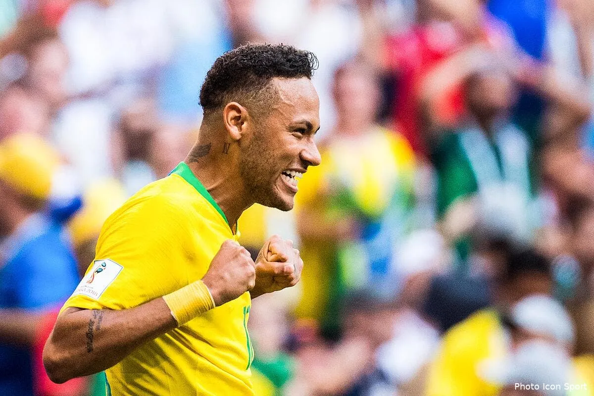 defenseur n 1 de neymar pierre menes fracasse cantona et maradona icon bbb 020718 41 13223689